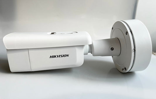 Hikvision IP Camera 4MP AcuSense Motorized Varifocal Lens 2.8-12 mm DarkFighter
