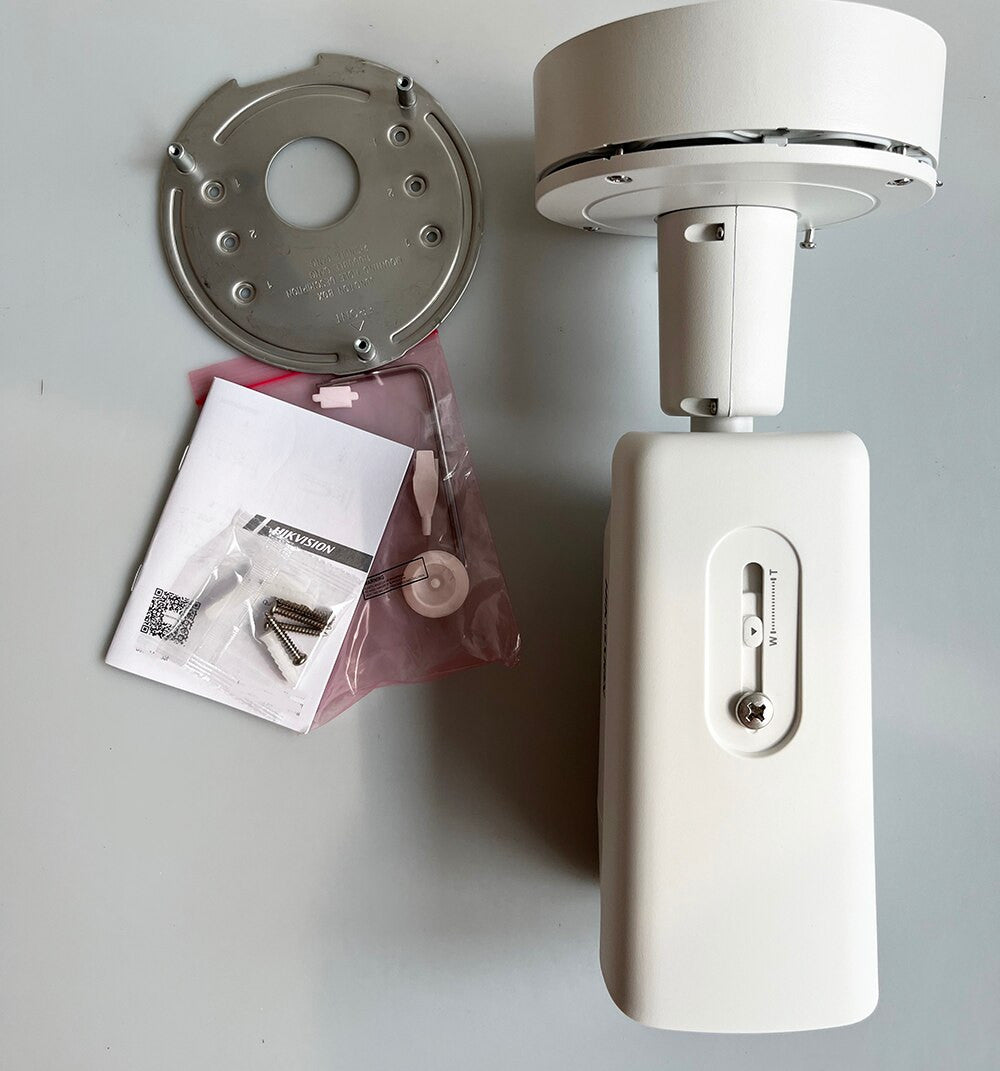 Hikvision IP Camera 4MP AcuSense Motorized Varifocal Lens 2.8-12 mm DarkFighter